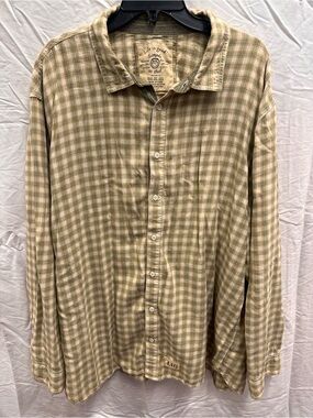 Life Is Good Men's Light Green and Cream Plaid Button-Down Shirt